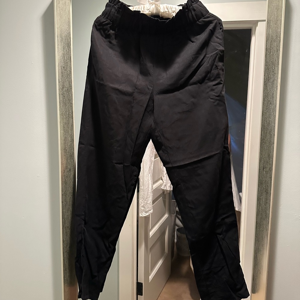Ann Taylor Black pants with elastic band